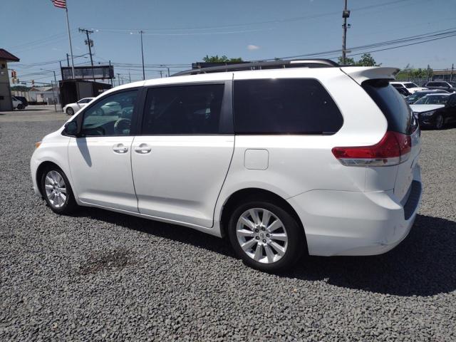 Photo 1 VIN: 5TDDK3DCXCS038497 - TOYOTA SIENNA XLE 