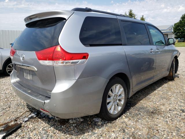 Photo 3 VIN: 5TDDK3DCXCS040993 - TOYOTA SIENNA XLE 