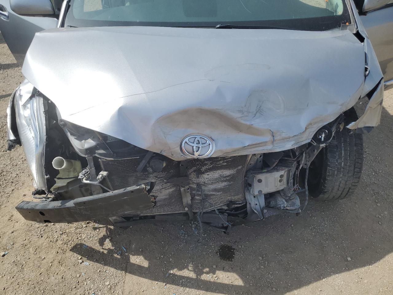 Photo 11 VIN: 5TDDK3DCXCS044249 - TOYOTA SIENNA 