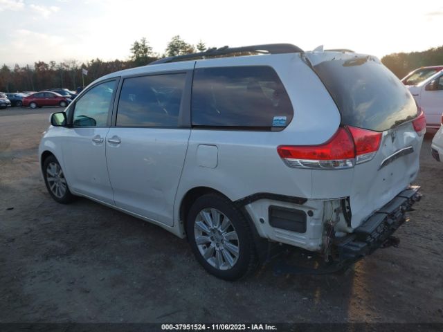 Photo 2 VIN: 5TDDK3DCXCS047894 - TOYOTA SIENNA 