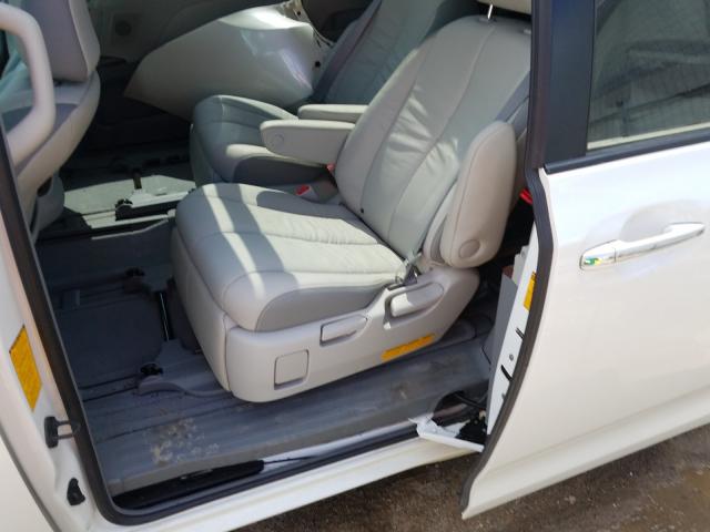 Photo 5 VIN: 5TDDK3DCXDS056919 - TOYOTA SIENNA XLE 