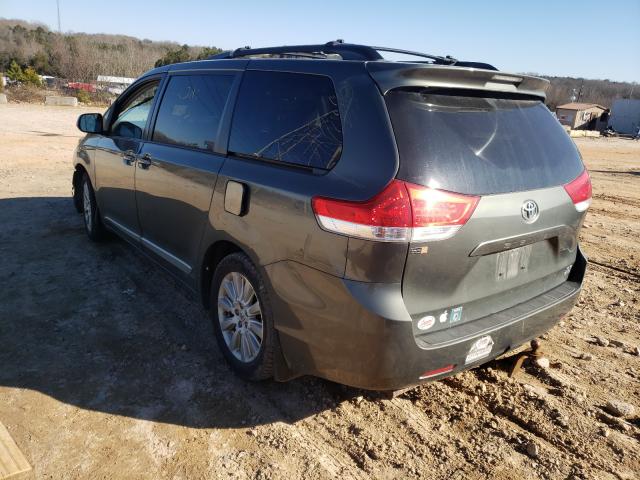 Photo 2 VIN: 5TDDK3DCXDS057049 - TOYOTA SIENNA XLE 