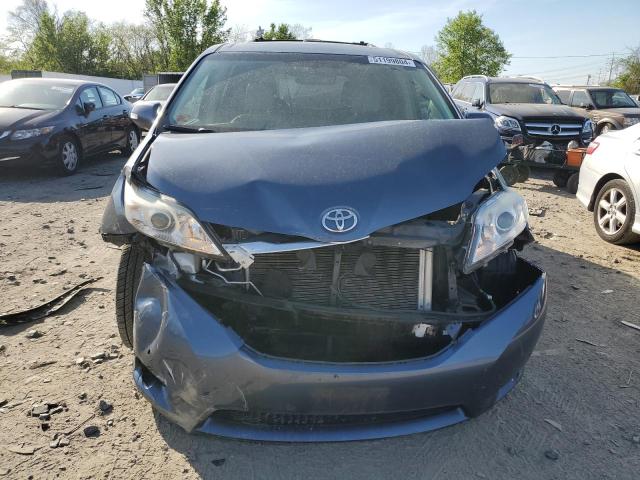 Photo 4 VIN: 5TDDK3DCXDS057813 - TOYOTA SIENNA XLE 