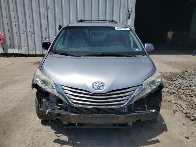 Photo 4 VIN: 5TDDK3DCXES071471 - TOYOTA SIENNA XLE 