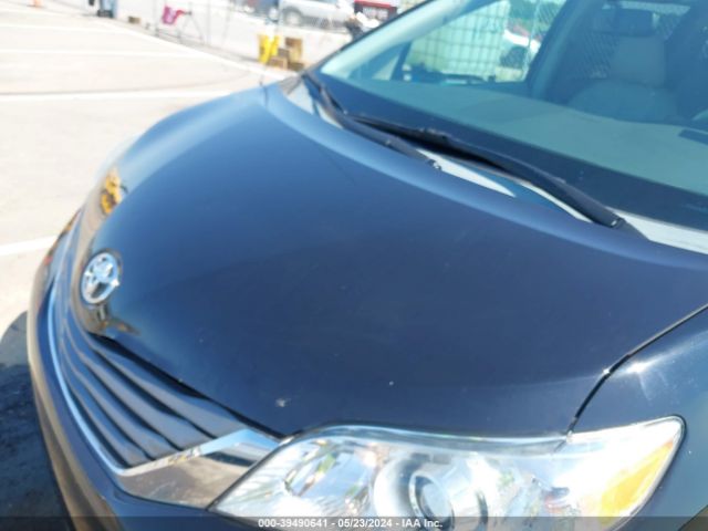 Photo 5 VIN: 5TDDK3DCXES074192 - TOYOTA SIENNA 