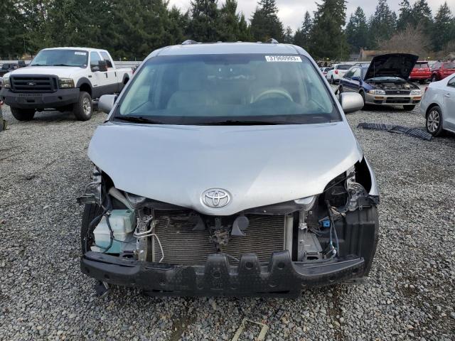 Photo 4 VIN: 5TDDK3DCXES075942 - TOYOTA SIENNA XLE 