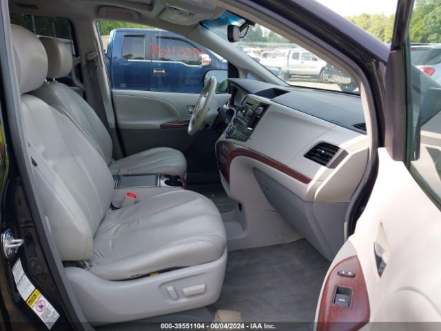 Photo 4 VIN: 5TDDK3DCXES079103 - TOYOTA SIENNA 