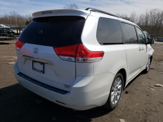 Photo 3 VIN: 5TDDK3DCXES092921 - TOYOTA SIENNA XLE 