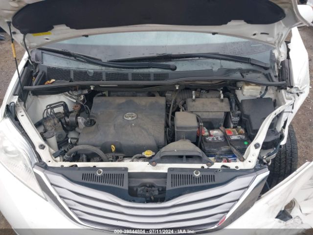 Photo 9 VIN: 5TDDK3DCXFS106592 - TOYOTA SIENNA 