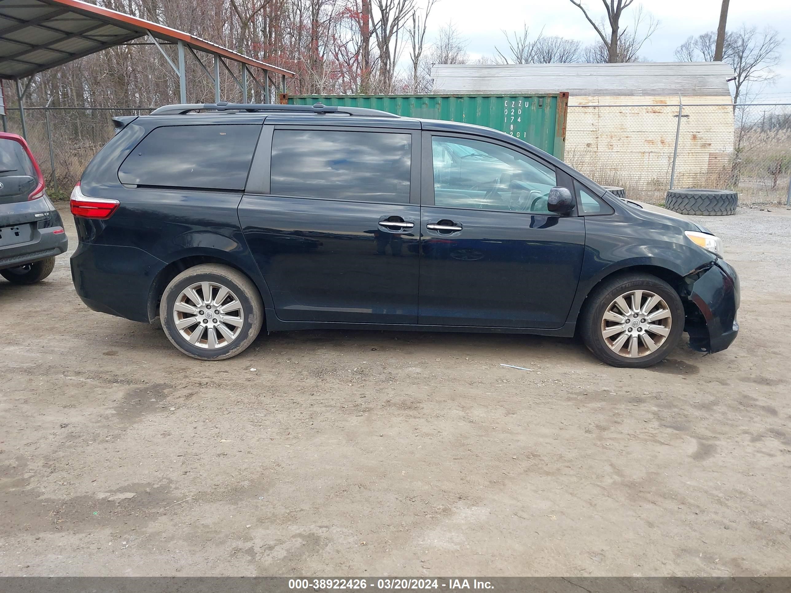 Photo 11 VIN: 5TDDK3DCXFS125336 - TOYOTA SIENNA 