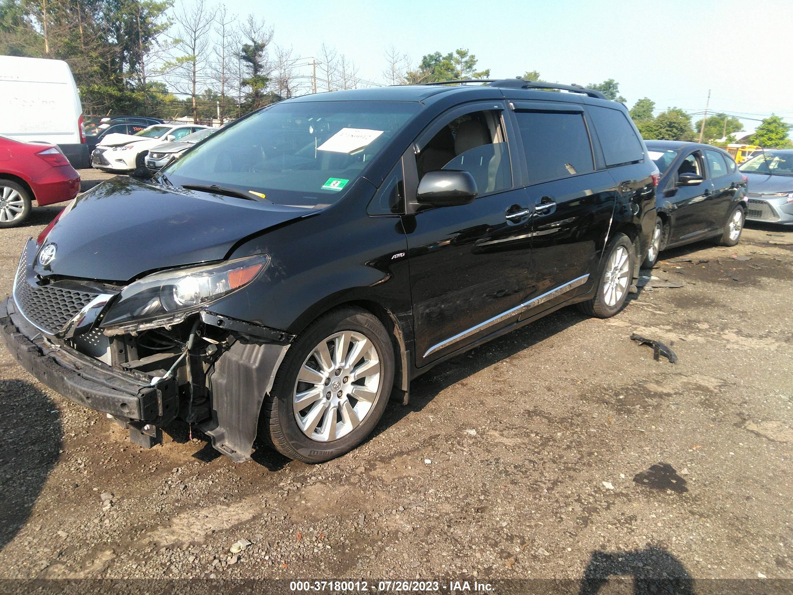 Photo 1 VIN: 5TDDK3DCXGS131770 - TOYOTA SIENNA 