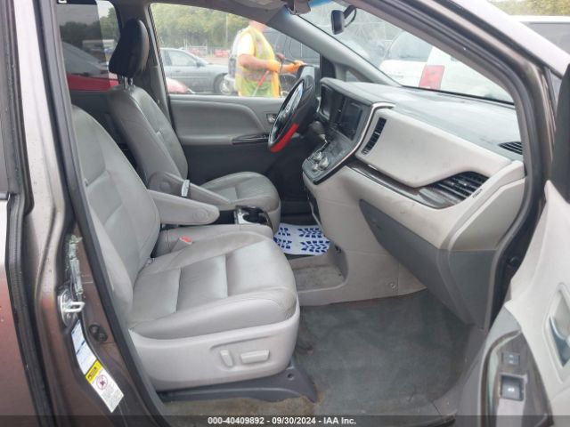 Photo 4 VIN: 5TDDK3DCXGS133132 - TOYOTA SIENNA 