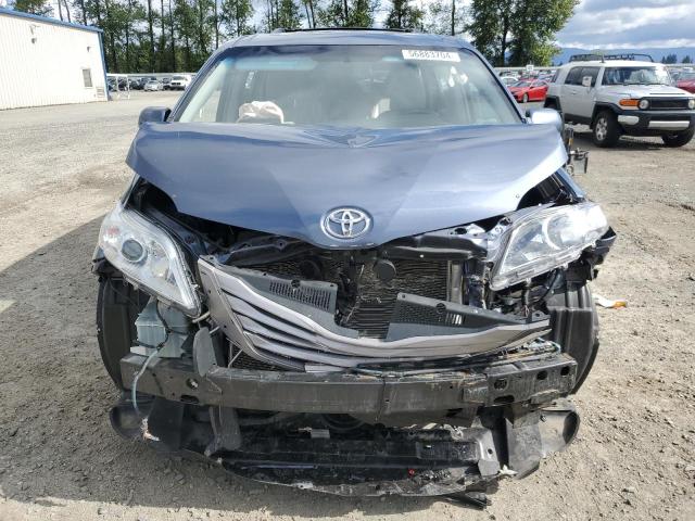 Photo 4 VIN: 5TDDK3DCXGS136242 - TOYOTA SIENNA XLE 