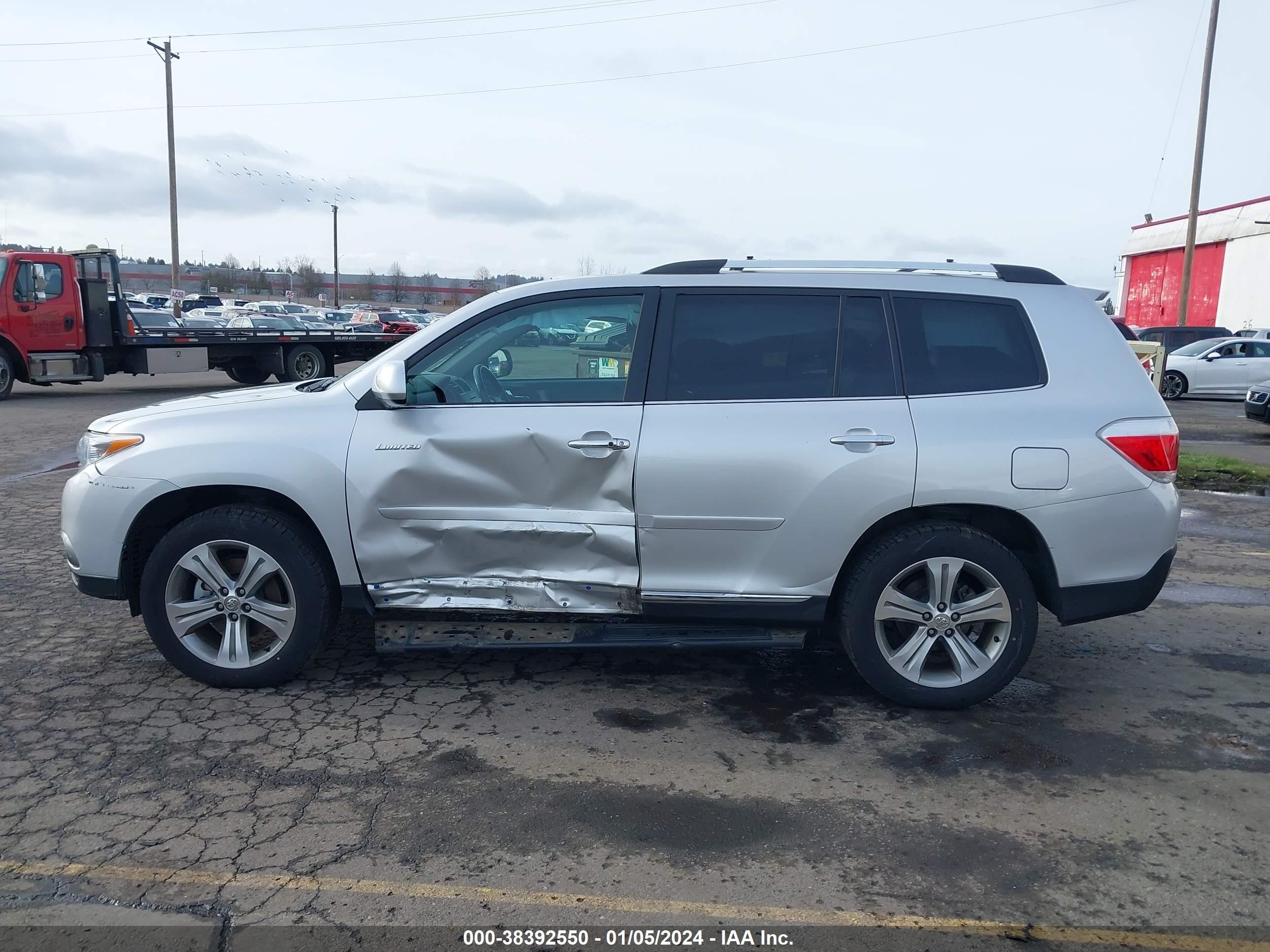 Photo 13 VIN: 5TDDK3EH2BS051088 - TOYOTA HIGHLANDER 