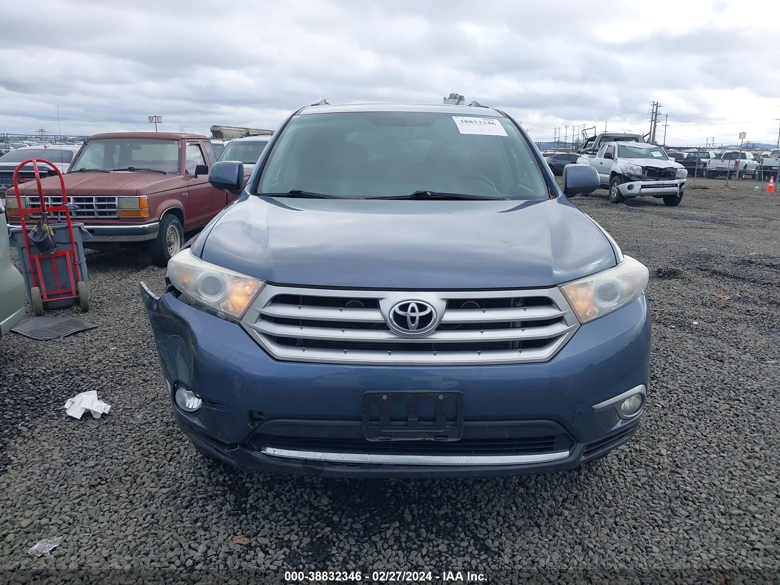 Photo 12 VIN: 5TDDK3EH2CS098784 - TOYOTA HIGHLANDER 