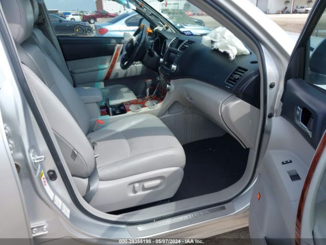 Photo 4 VIN: 5TDDK3EH8BS072575 - TOYOTA HIGHLANDER 