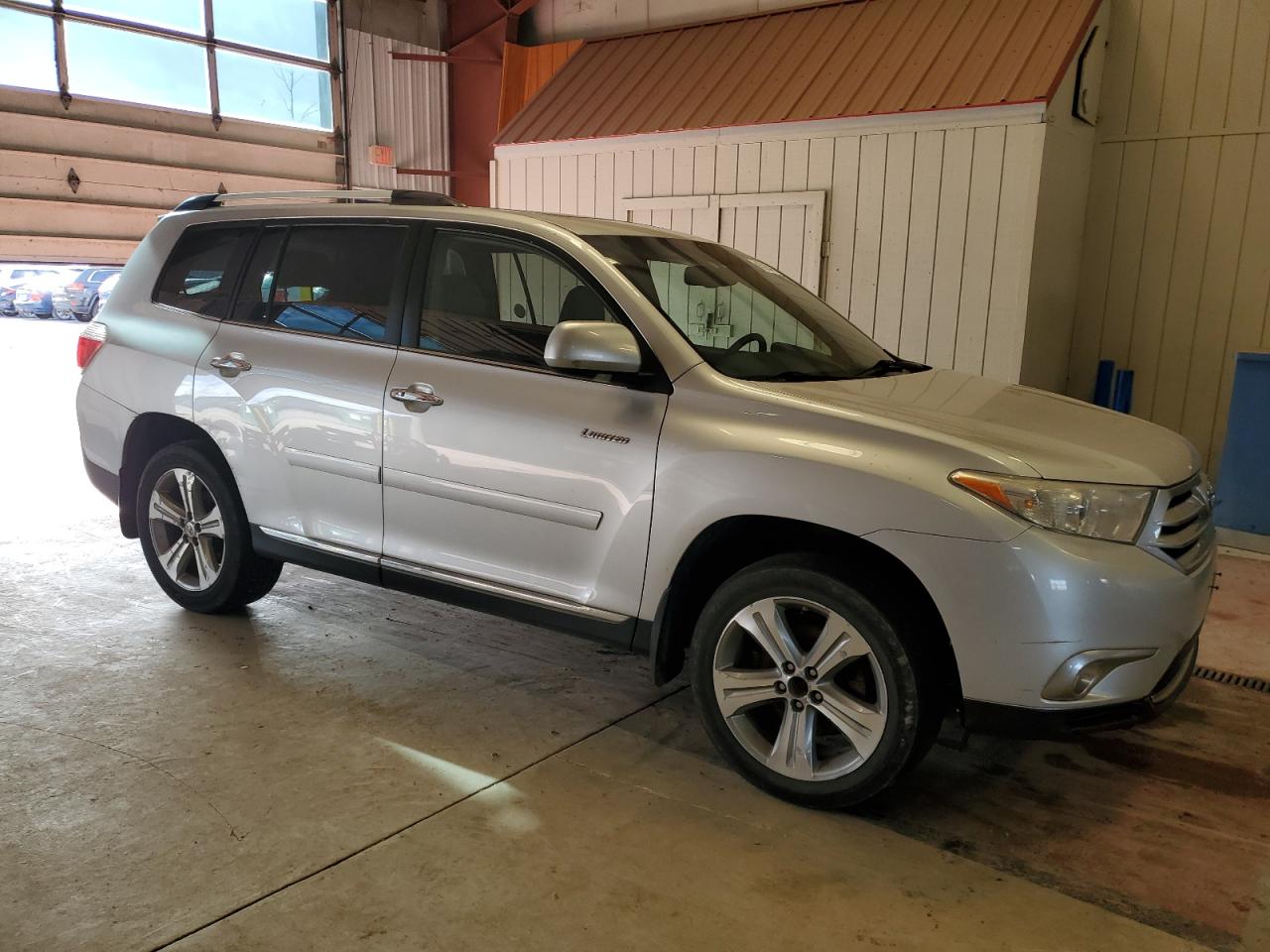 Photo 3 VIN: 5TDDK3EH8CS138821 - TOYOTA HIGHLANDER 