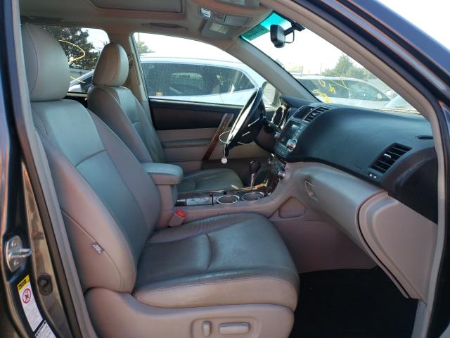 Photo 4 VIN: 5TDDK3EHXCS164997 - TOYOTA HIGHLANDER 