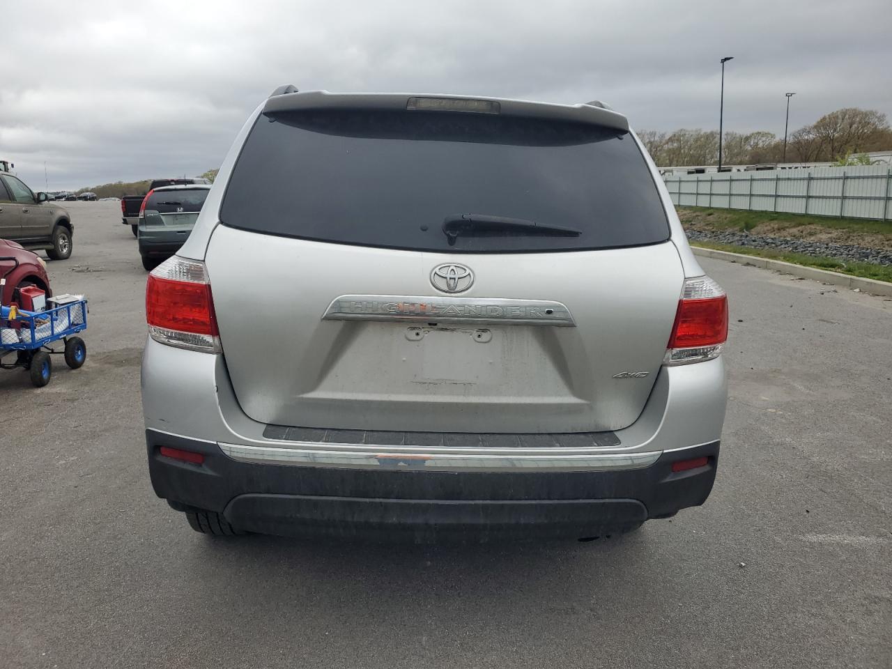 Photo 5 VIN: 5TDDK3EHXDS243748 - TOYOTA HIGHLANDER 