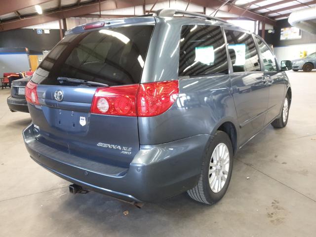 Photo 3 VIN: 5TDDK4CC0AS030137 - TOYOTA SIENNA XLE 