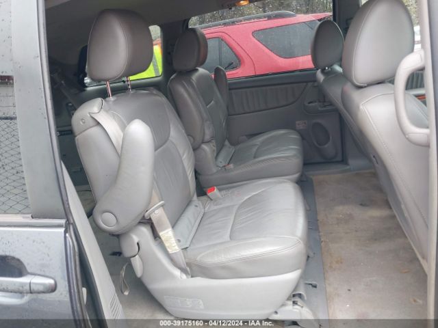 Photo 7 VIN: 5TDDK4CC0AS032552 - TOYOTA SIENNA 