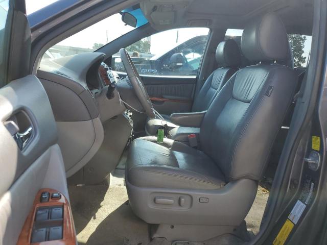 Photo 6 VIN: 5TDDK4CC0AS033166 - TOYOTA SIENNA XLE 