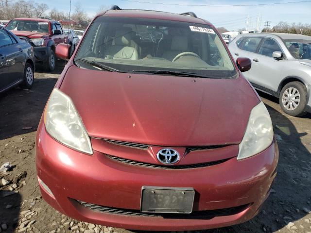 Photo 4 VIN: 5TDDK4CC1AS029935 - TOYOTA SIENNA XLE 