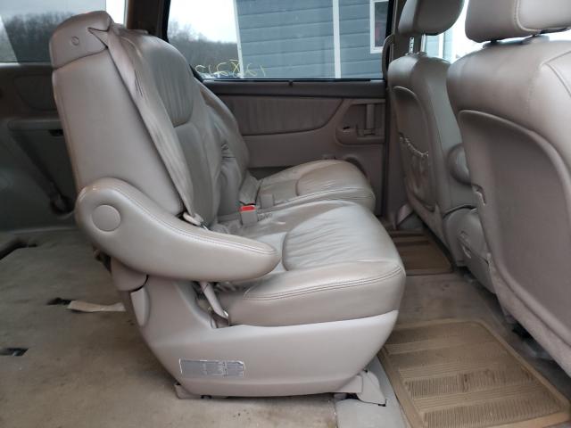 Photo 5 VIN: 5TDDK4CC1AS032902 - TOYOTA SIENNA XLE 