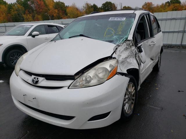 Photo 8 VIN: 5TDDK4CC2AS032374 - TOYOTA SIENNA XLE 