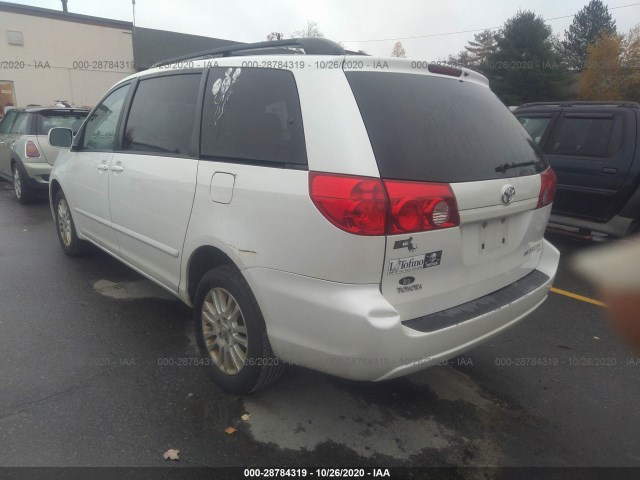 Photo 2 VIN: 5TDDK4CC3AS031783 - TOYOTA SIENNA 