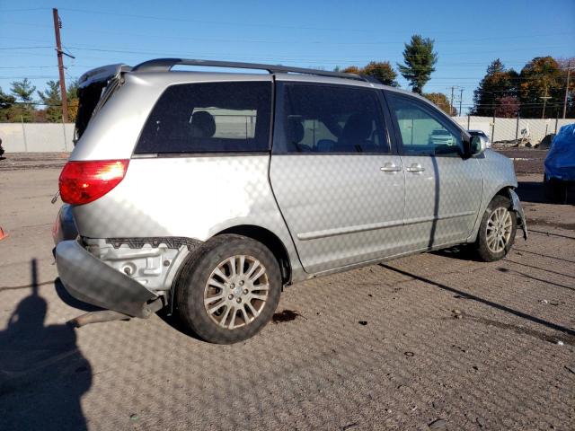 Photo 2 VIN: 5TDDK4CC5AS029937 - TOYOTA SIENNA 