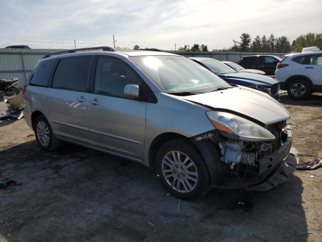 Photo 3 VIN: 5TDDK4CC5AS030246 - TOYOTA SIENNA XLE 