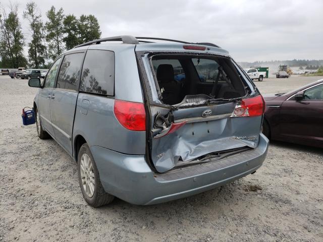 Photo 2 VIN: 5TDDK4CC5AS033793 - TOYOTA SIENNA XLE 