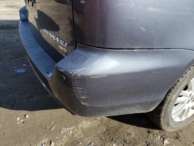 Photo 8 VIN: 5TDDK4CC7AS033195 - TOYOTA SIENNA XLE 