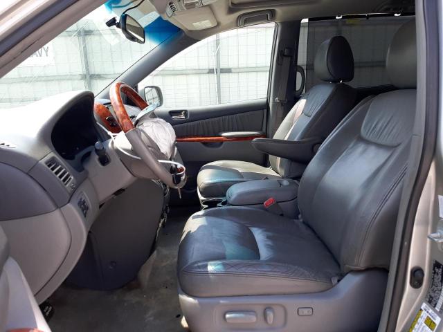 Photo 6 VIN: 5TDDK4CC8AS029026 - TOYOTA SIENNA XLE 