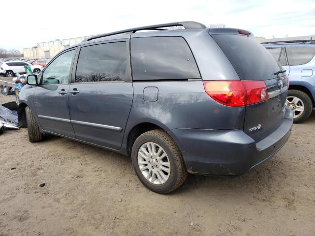 Photo 1 VIN: 5TDDK4CC8AS031102 - TOYOTA SIENNA XLE 