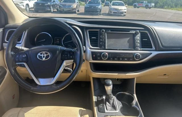 Photo 8 VIN: 5TDDKRFH0ES058546 - TOYOTA HIGHLANDER 