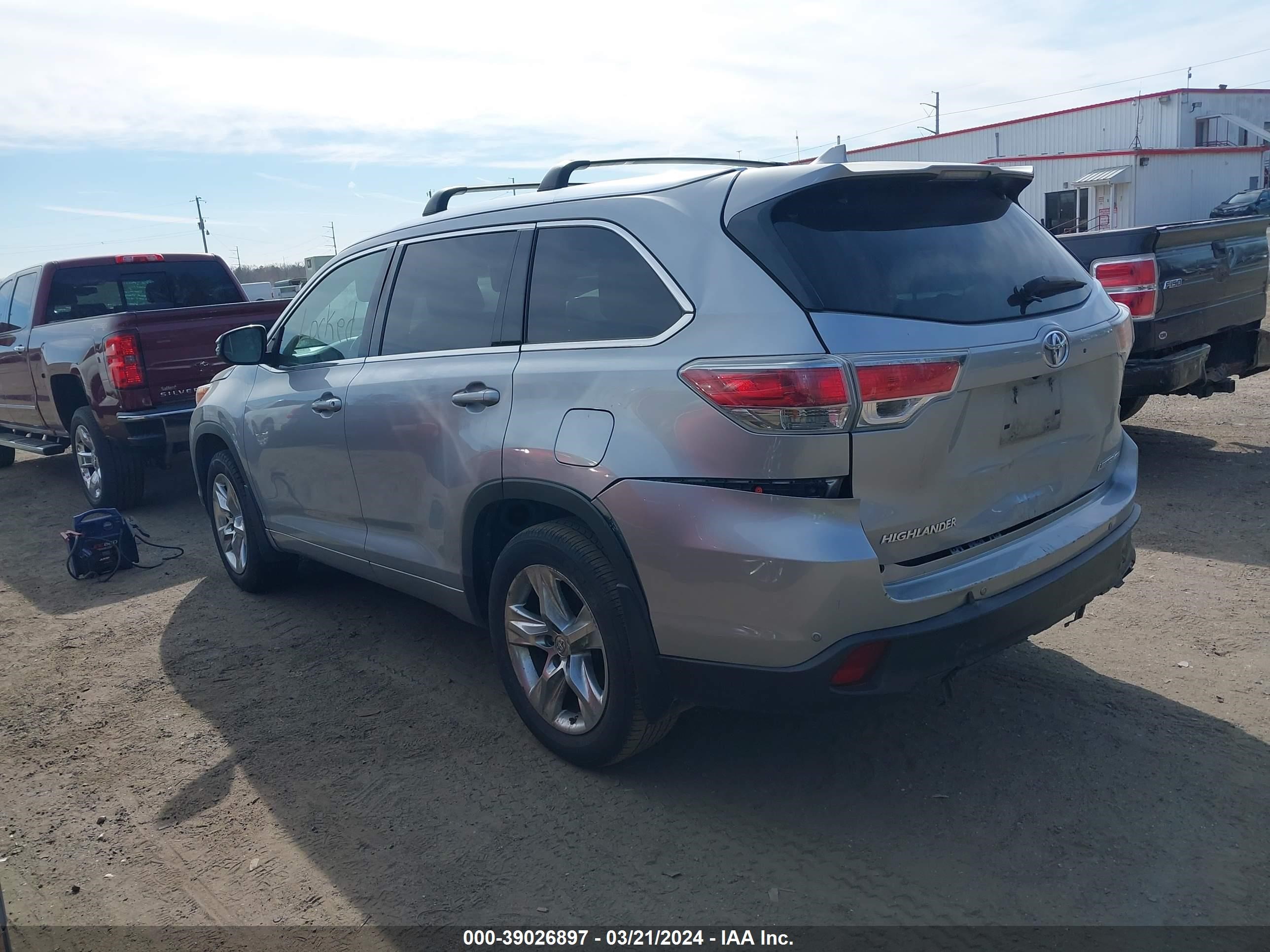 Photo 2 VIN: 5TDDKRFH0FS094738 - TOYOTA HIGHLANDER 