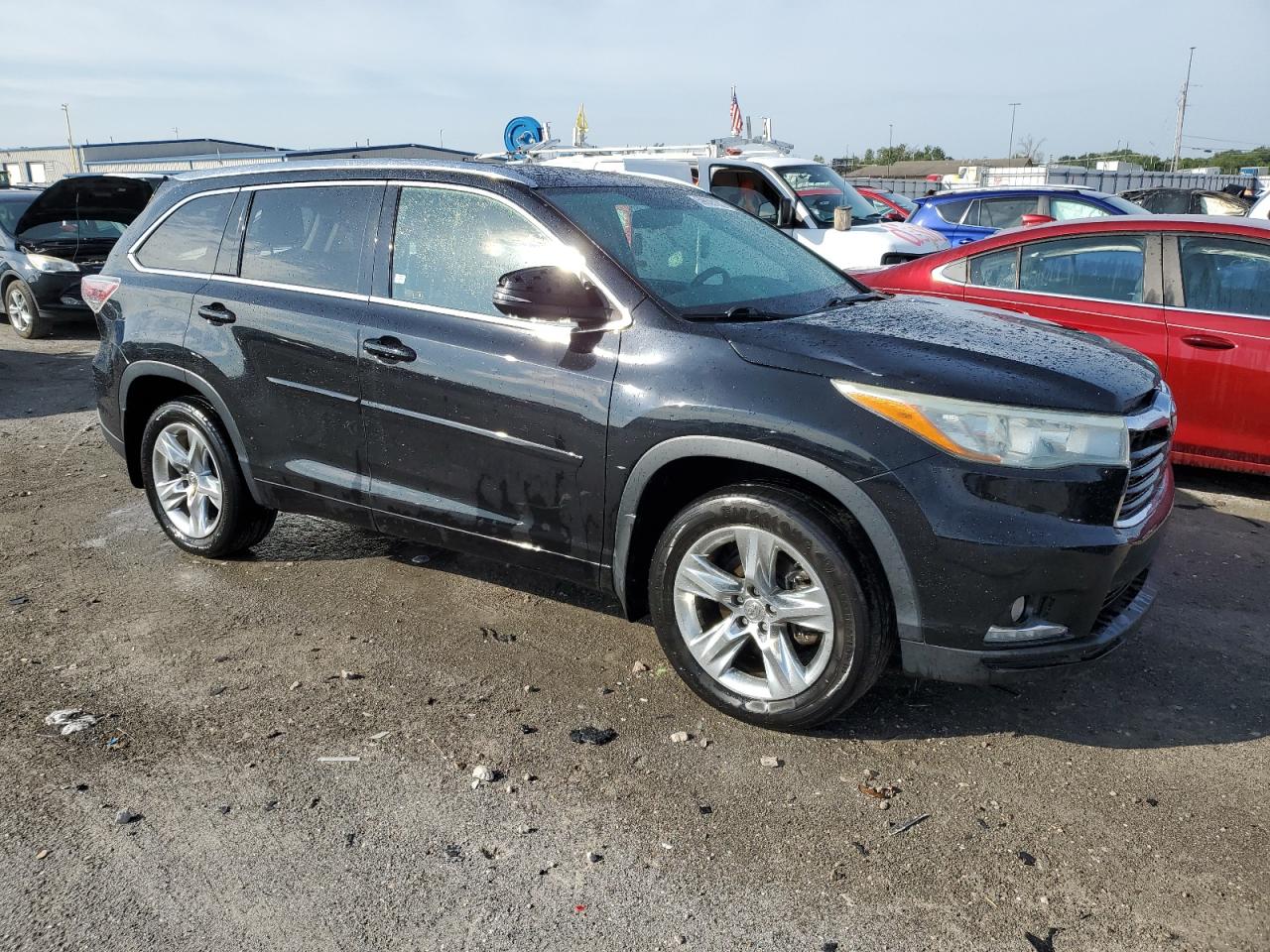 Photo 3 VIN: 5TDDKRFH0FS141315 - TOYOTA HIGHLANDER 