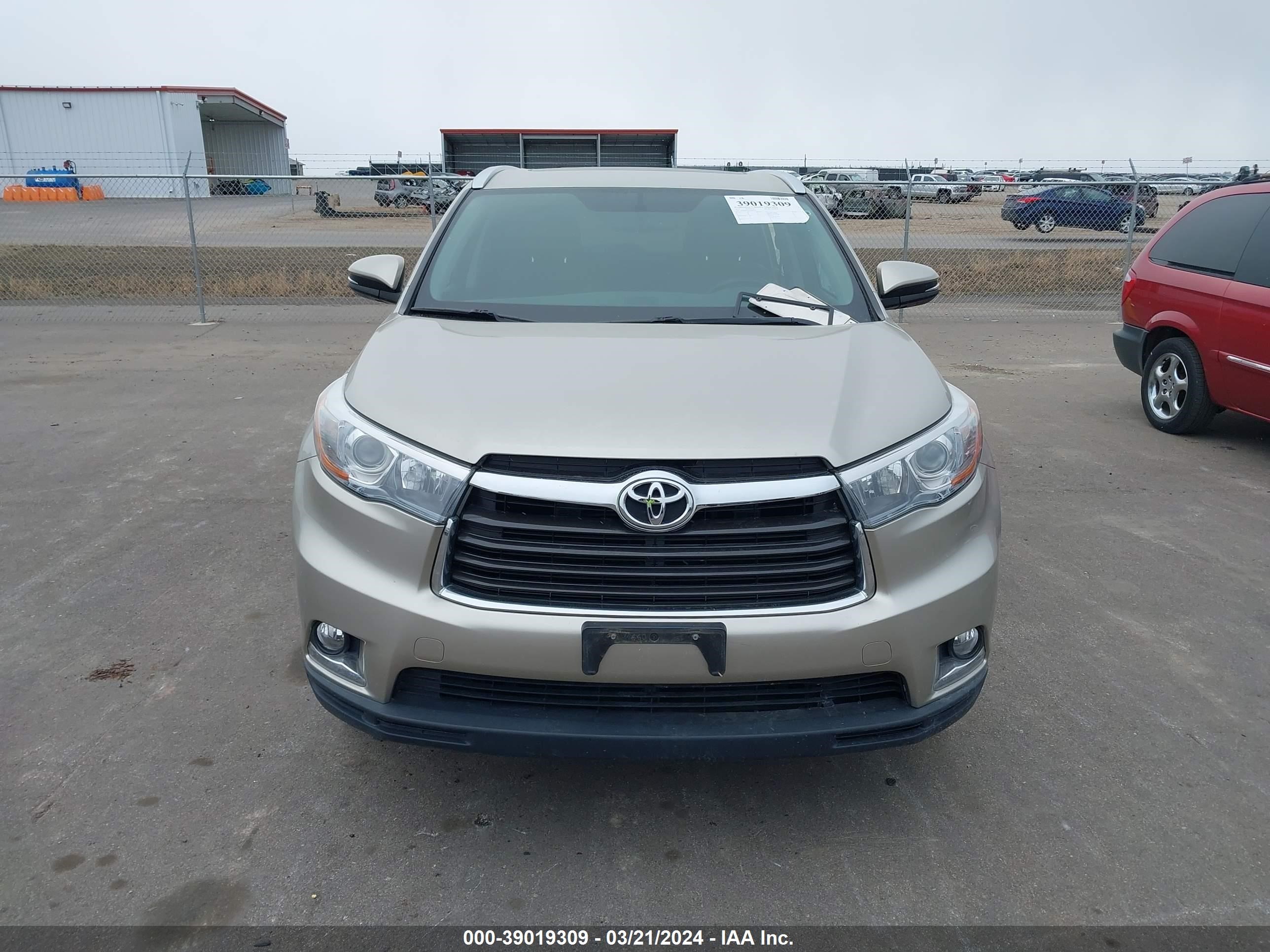 Photo 11 VIN: 5TDDKRFH1ES066574 - TOYOTA HIGHLANDER 