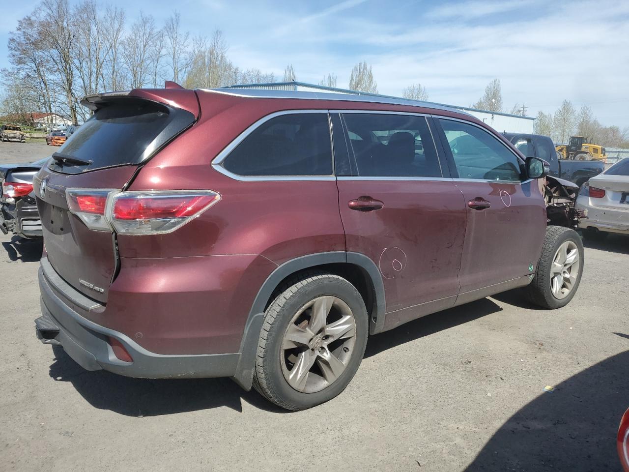 Photo 2 VIN: 5TDDKRFH1FS103995 - TOYOTA HIGHLANDER 