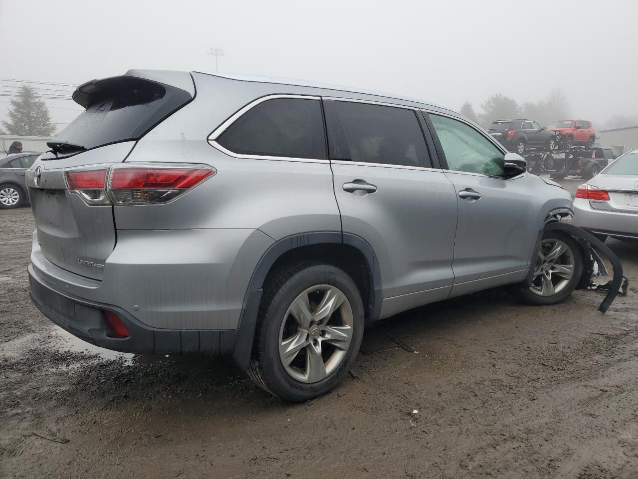 Photo 2 VIN: 5TDDKRFH1FS134714 - TOYOTA HIGHLANDER 