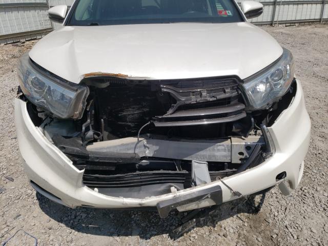 Photo 8 VIN: 5TDDKRFH3ES063157 - TOYOTA HIGHLANDER 