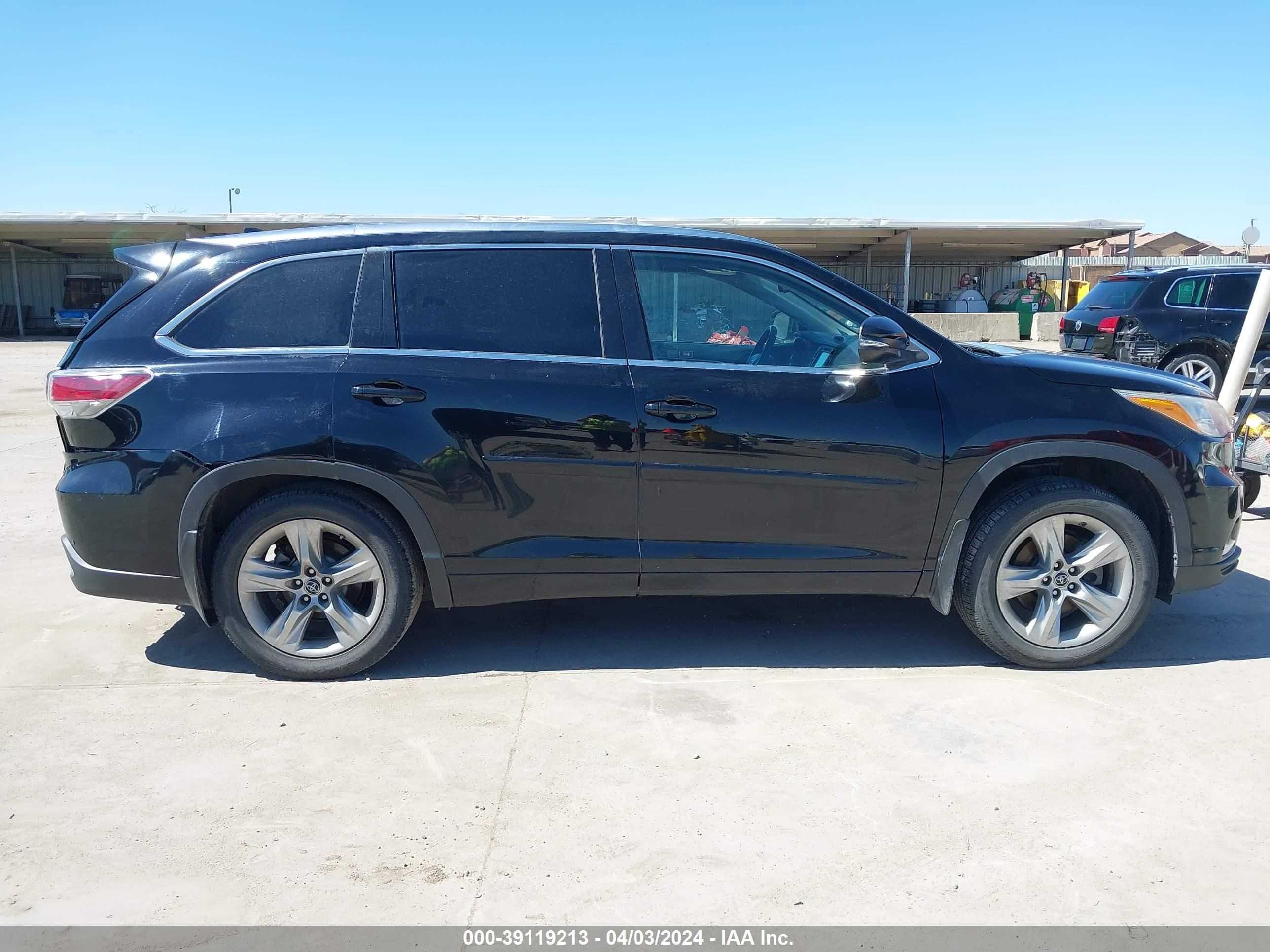 Photo 12 VIN: 5TDDKRFH3GS260896 - TOYOTA HIGHLANDER 