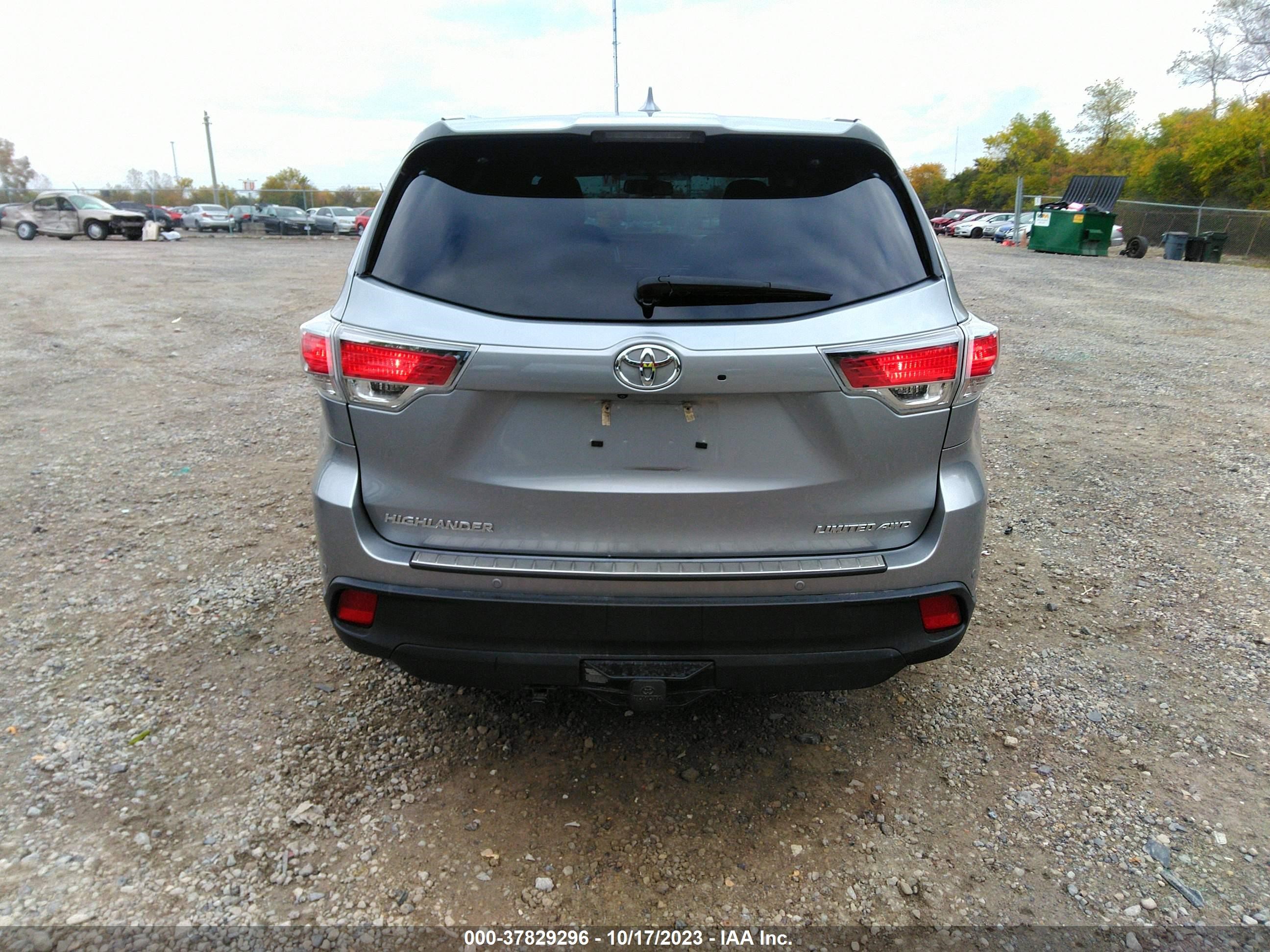 Photo 15 VIN: 5TDDKRFH6ES037751 - TOYOTA HIGHLANDER 