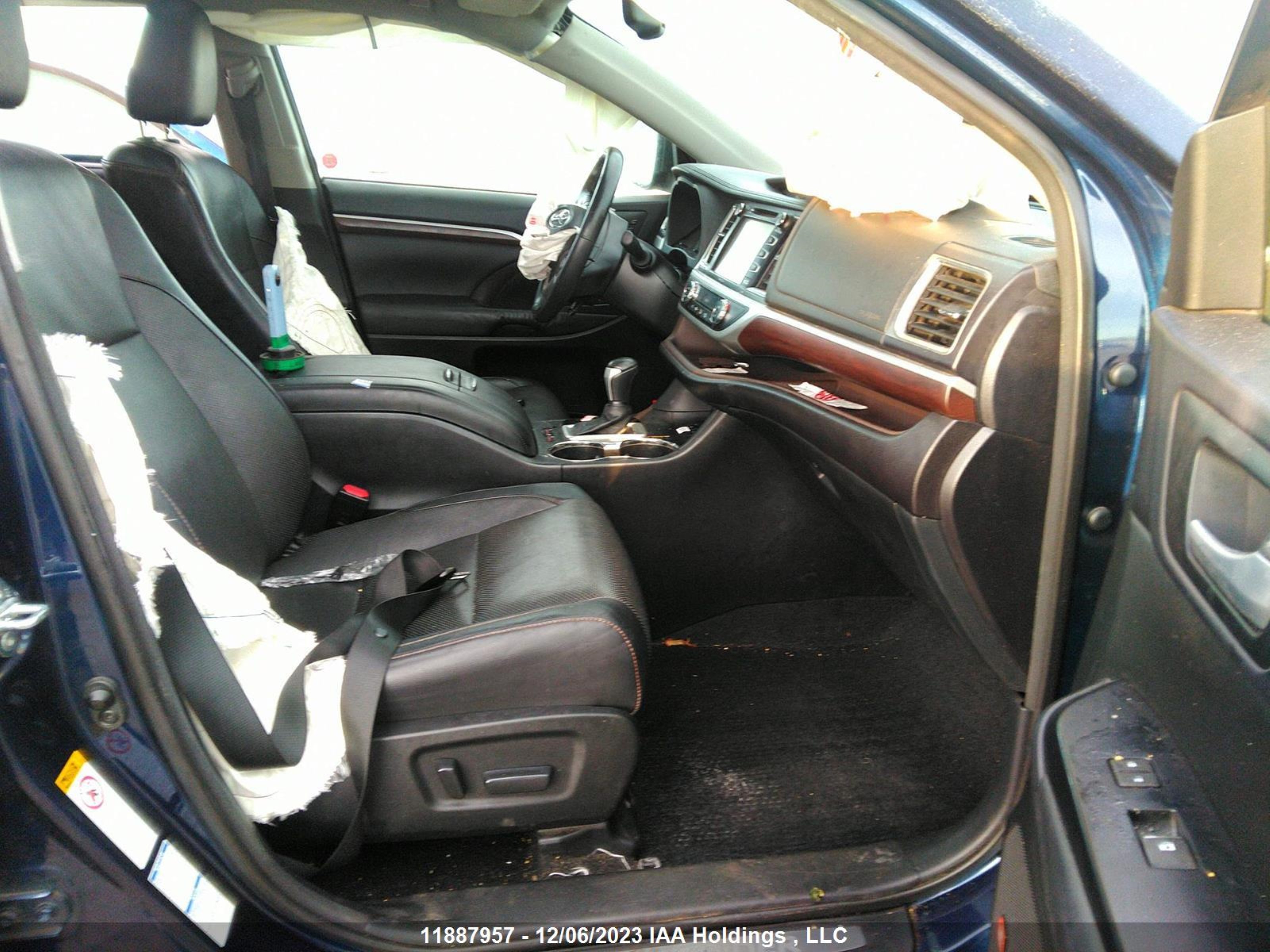 Photo 4 VIN: 5TDDKRFH6FS086899 - TOYOTA HIGHLANDER 