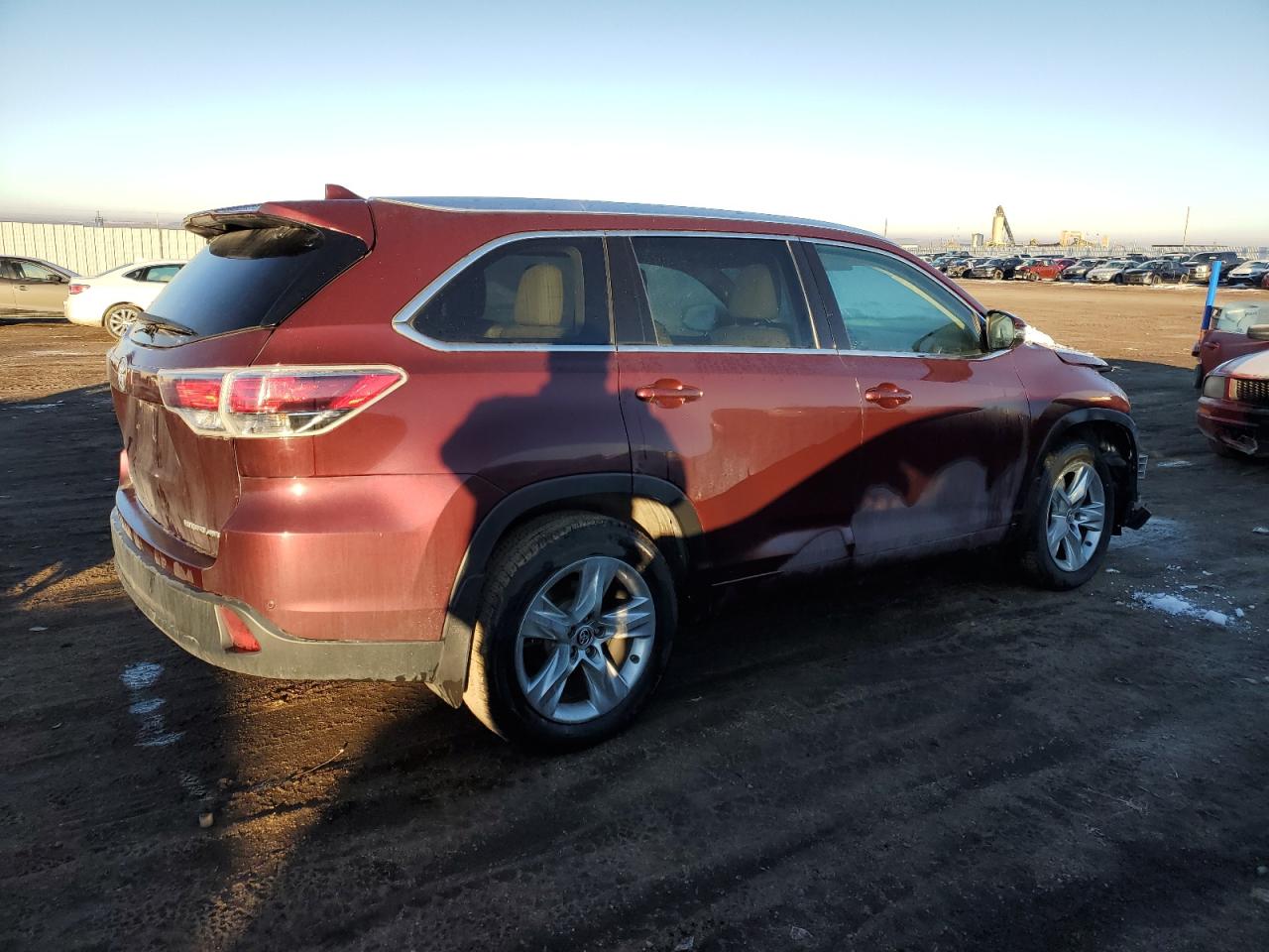 Photo 2 VIN: 5TDDKRFH6GS240948 - TOYOTA HIGHLANDER 