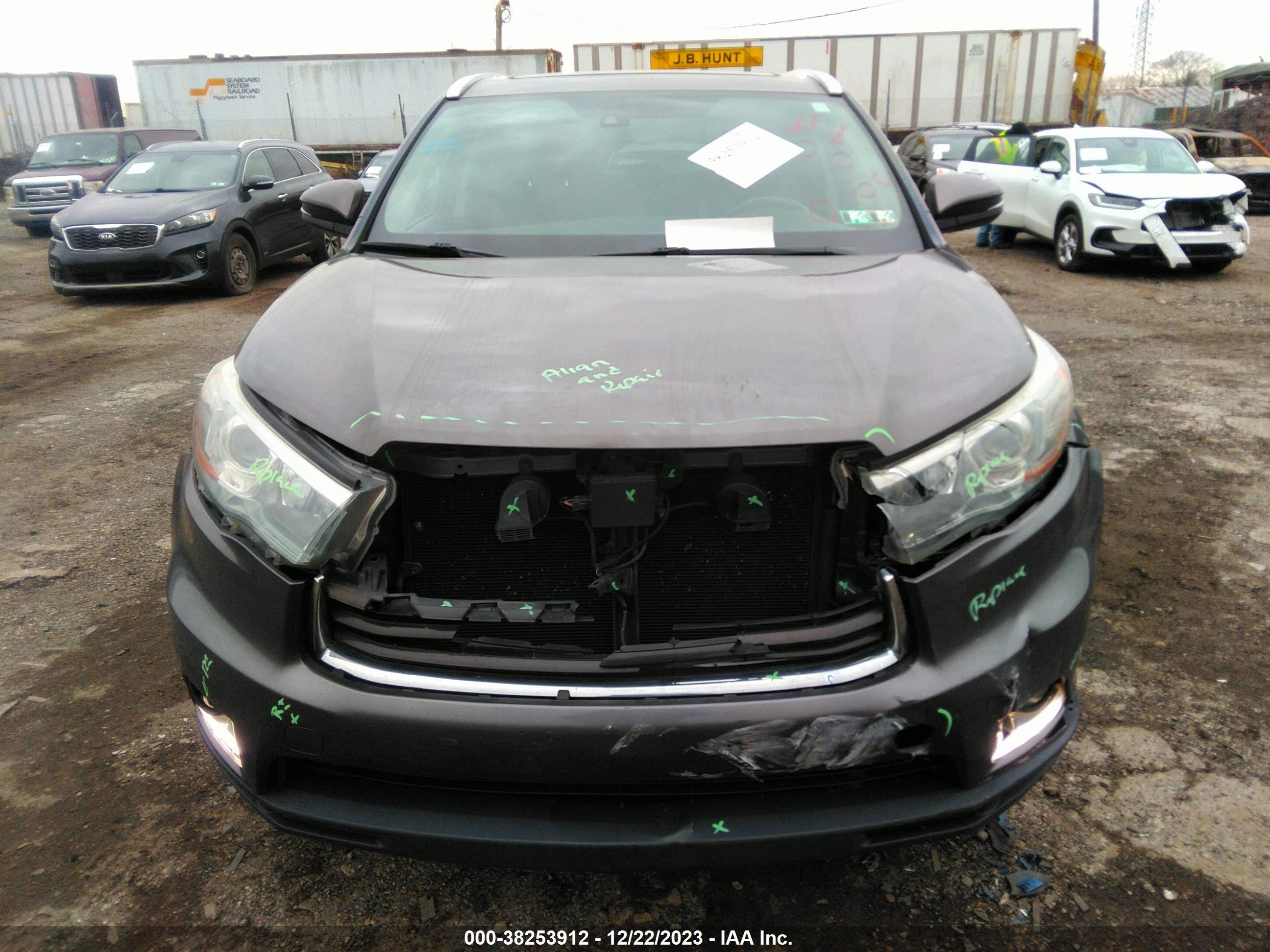 Photo 5 VIN: 5TDDKRFH9FS103727 - TOYOTA HIGHLANDER 