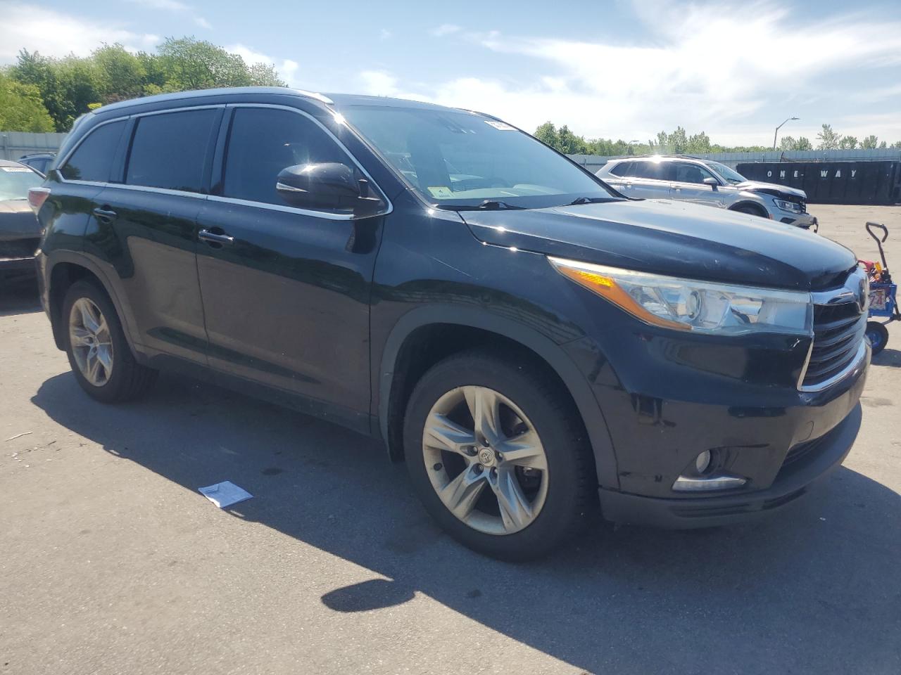 Photo 3 VIN: 5TDDKRFHXFS183555 - TOYOTA HIGHLANDER 