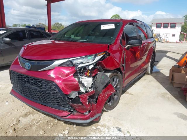 Photo 1 VIN: 5TDDRKEC0MS043195 - TOYOTA SIENNA 